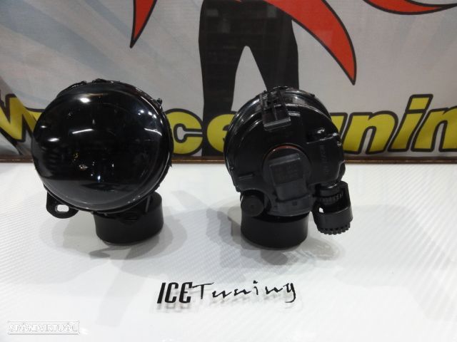 Farois de nevoeiro com luz branca 5000k para BMW F10, F11, F22, F23, E92, E93, F07 em cristal ou em fundo escurecido (smoke) - 21