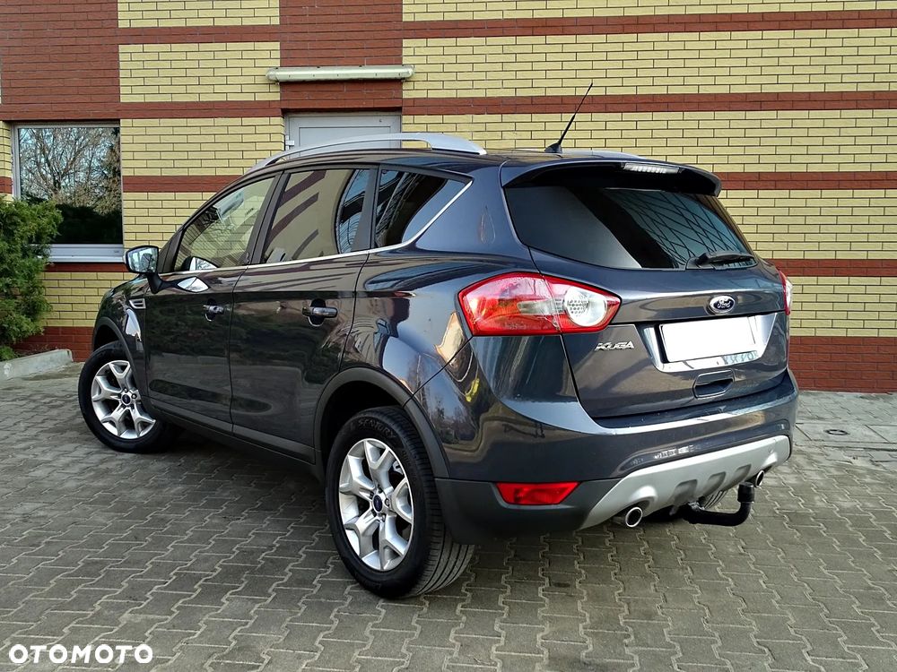 Ford Kuga 2.0 TDCi 2x4 Champions Edition - 3