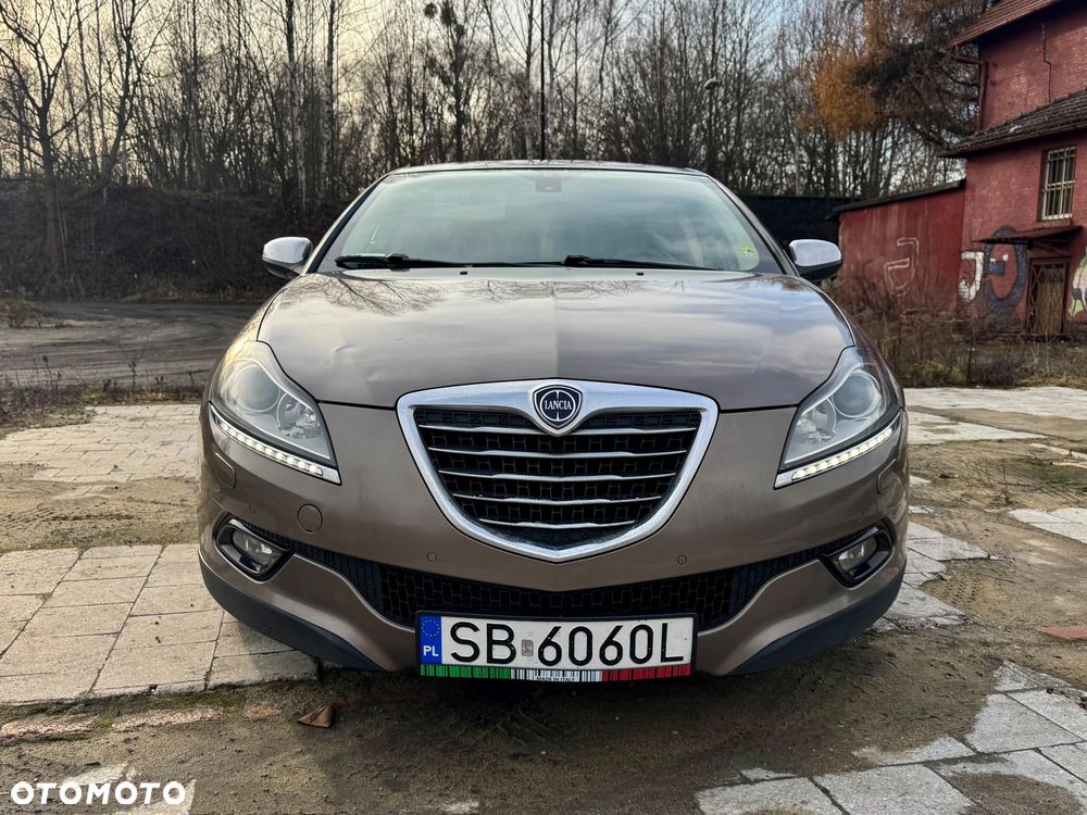 Lancia Delta 1.8 T-Jet Platinum Sporttronic - 3