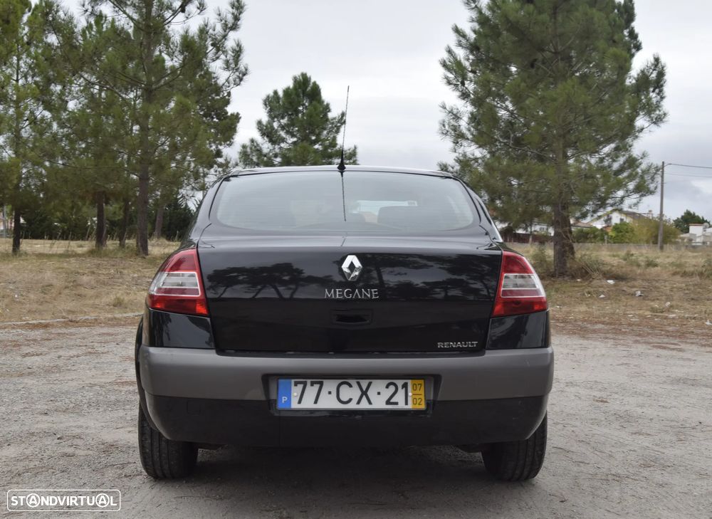 Renault Mégane - 5