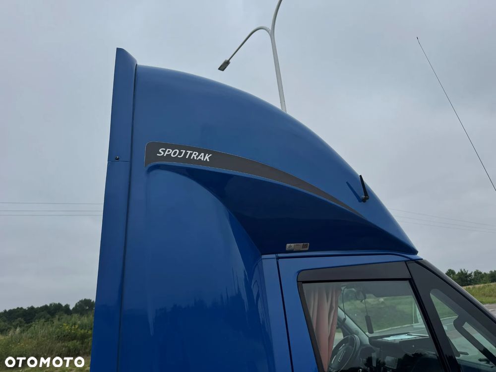 Iveco DAILY - 17