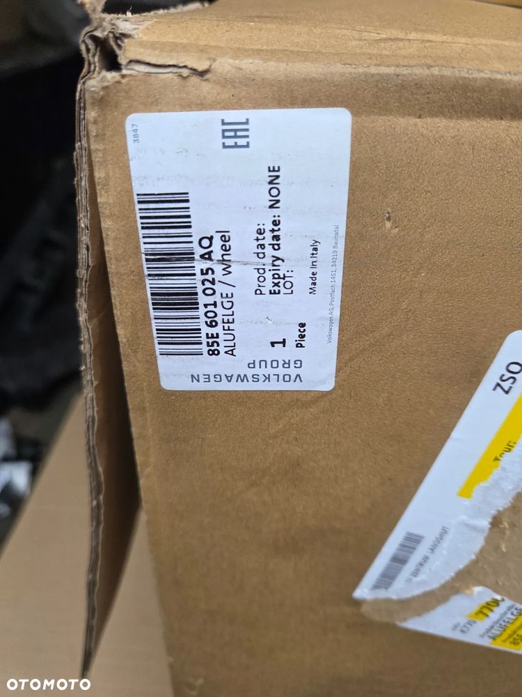 Felga Aluminiowa Audi A6 e-tron RS C9 21 Cali 85E601025AQ E- 9,1/2Jx21H2 ET 63 - 18