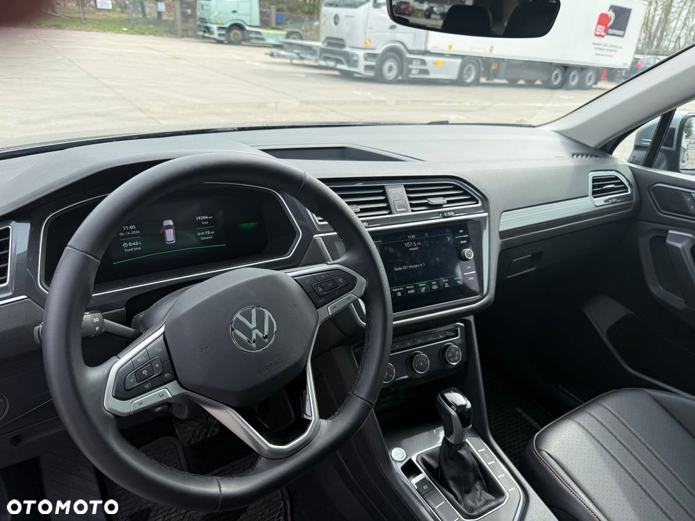Volkswagen Tiguan Allspace 2.0 TSI 4Mot Life DSG - 15