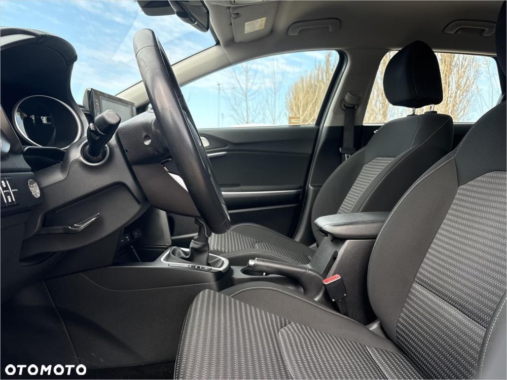 Kia Ceed 1.5 T-GDI M - 13