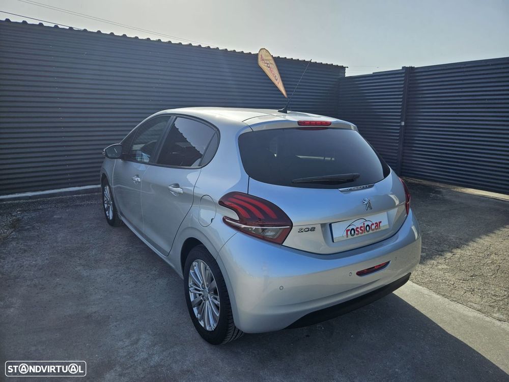 Peugeot 208 1.2 PureTech Style - 13