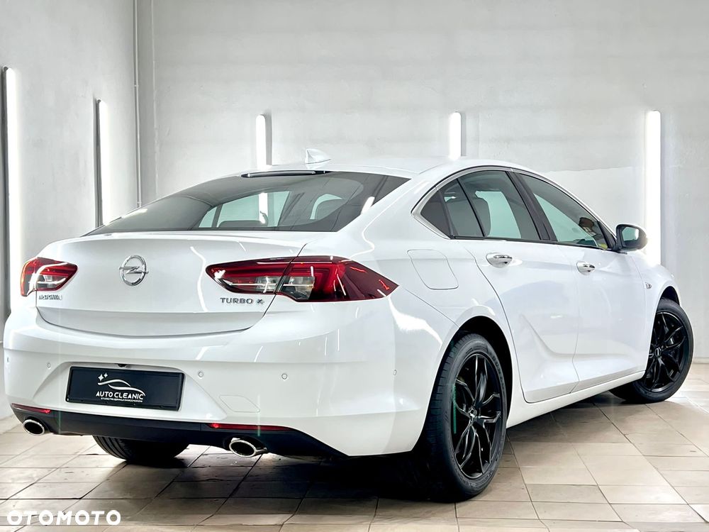 Opel Insignia 2.0 T 4x4 Innovation S&S - 4