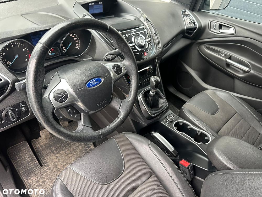 Ford Kuga - 11