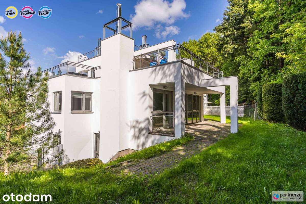 Dwupoziomowy apartament na zamkniętym osiedlu