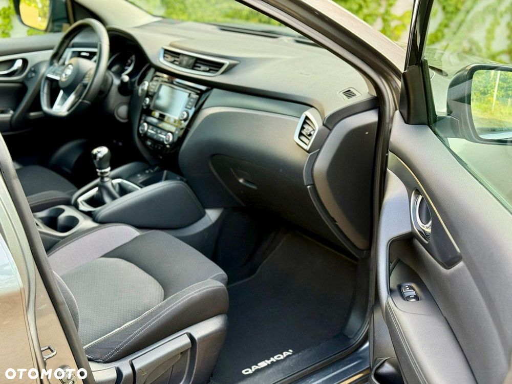 Nissan Qashqai 1.3 DIG-T Tekna+ - 7