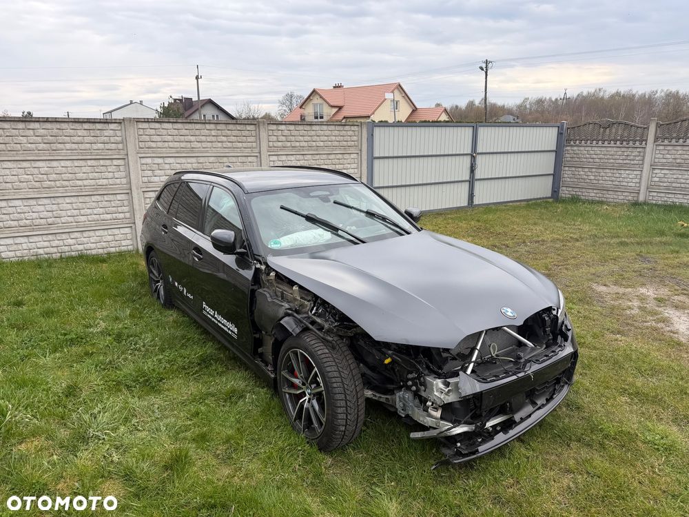 BMW Seria 3 320d M Sport - 4