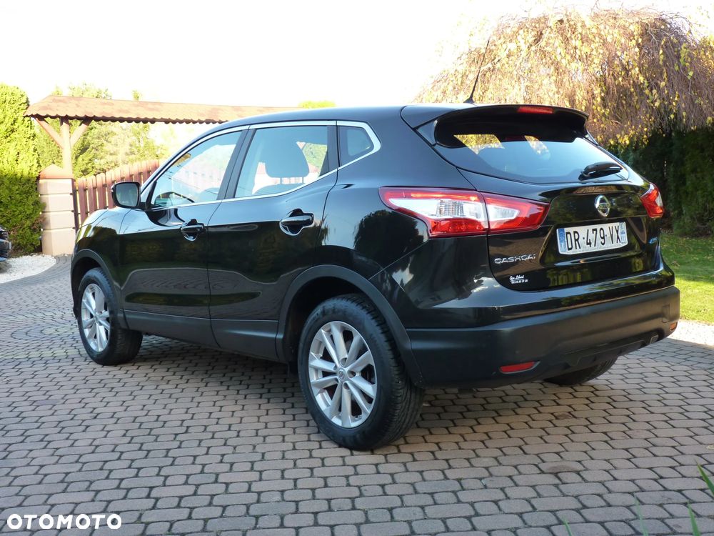 Nissan Qashqai 1.5 dCi Visia - 4