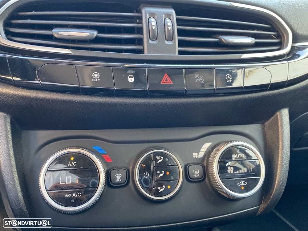 Fiat Tipo Cross - 14