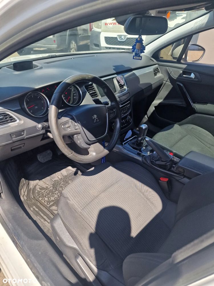 Peugeot 508 - 8