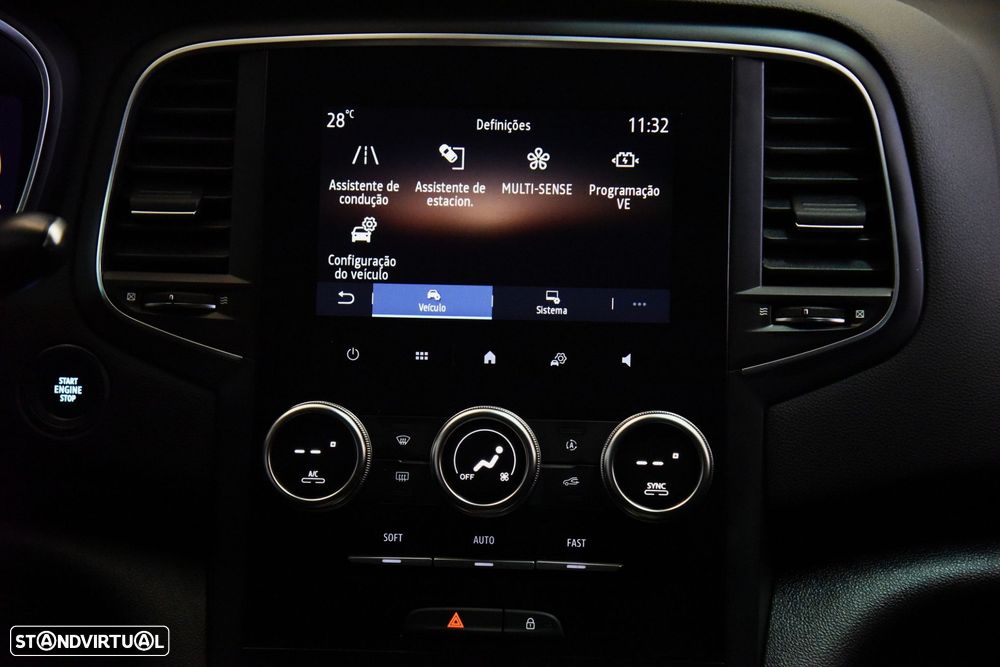 Renault Mégane Sport Tourer 1.6 E-Tech Plug-In Limited - 22
