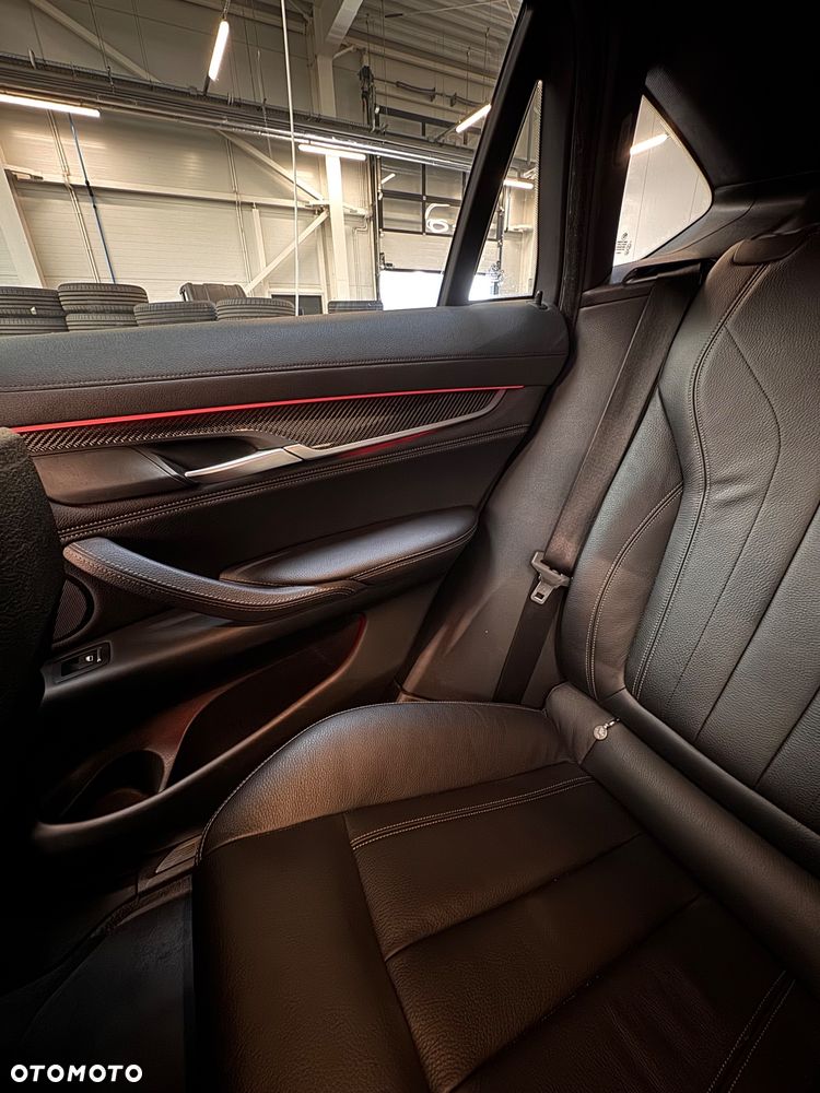 BMW X6 xDrive30d - 15