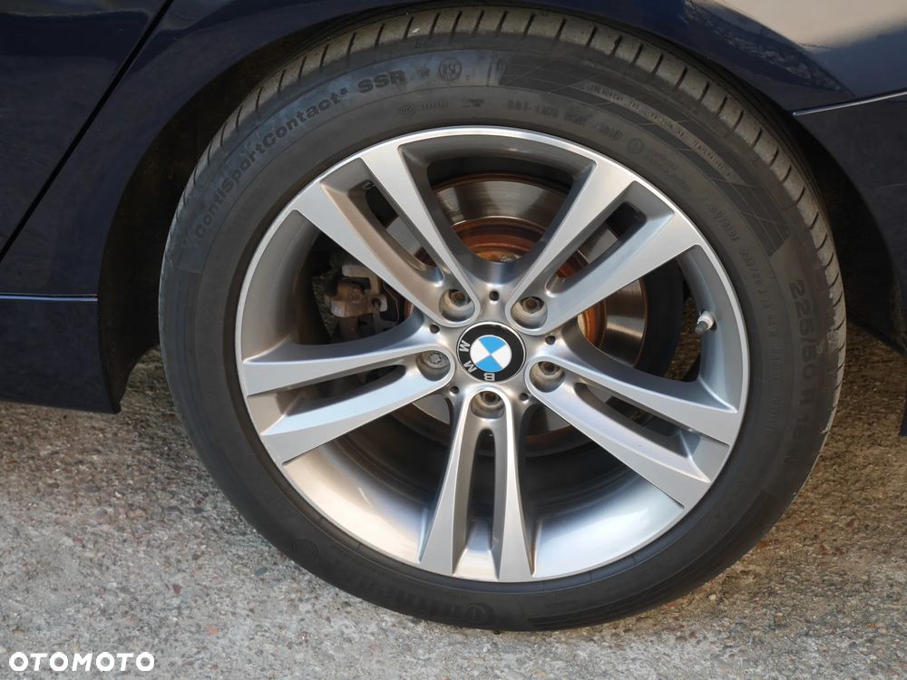 BMW Seria 3 318d Sport Line - 23