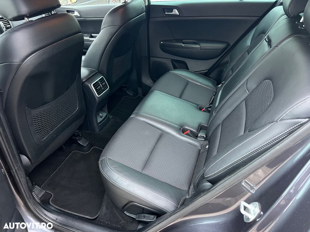 Kia Sportage 2,0 CRDI AWD Aut. Vision - 9