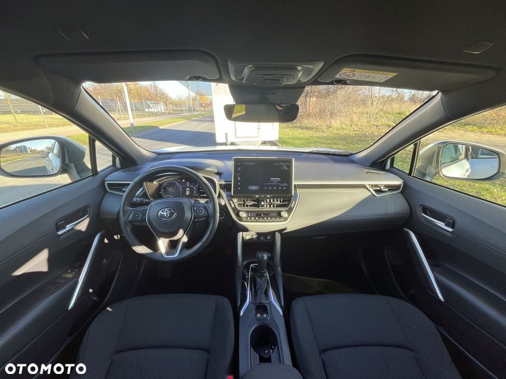 Toyota Corolla Cross - 13