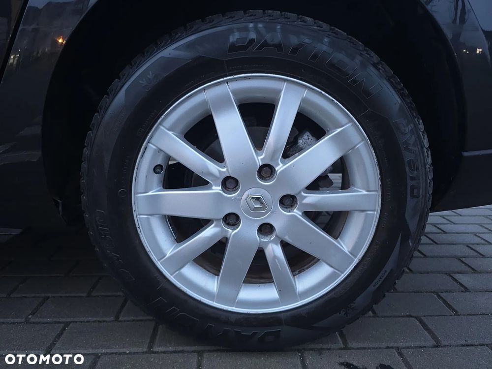 Renault Fluence 1.6 16V Expression Euro5 - 25