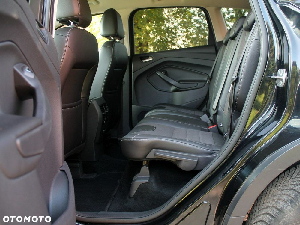 Ford Kuga - 18