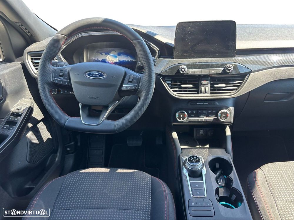 Ford Kuga - 11