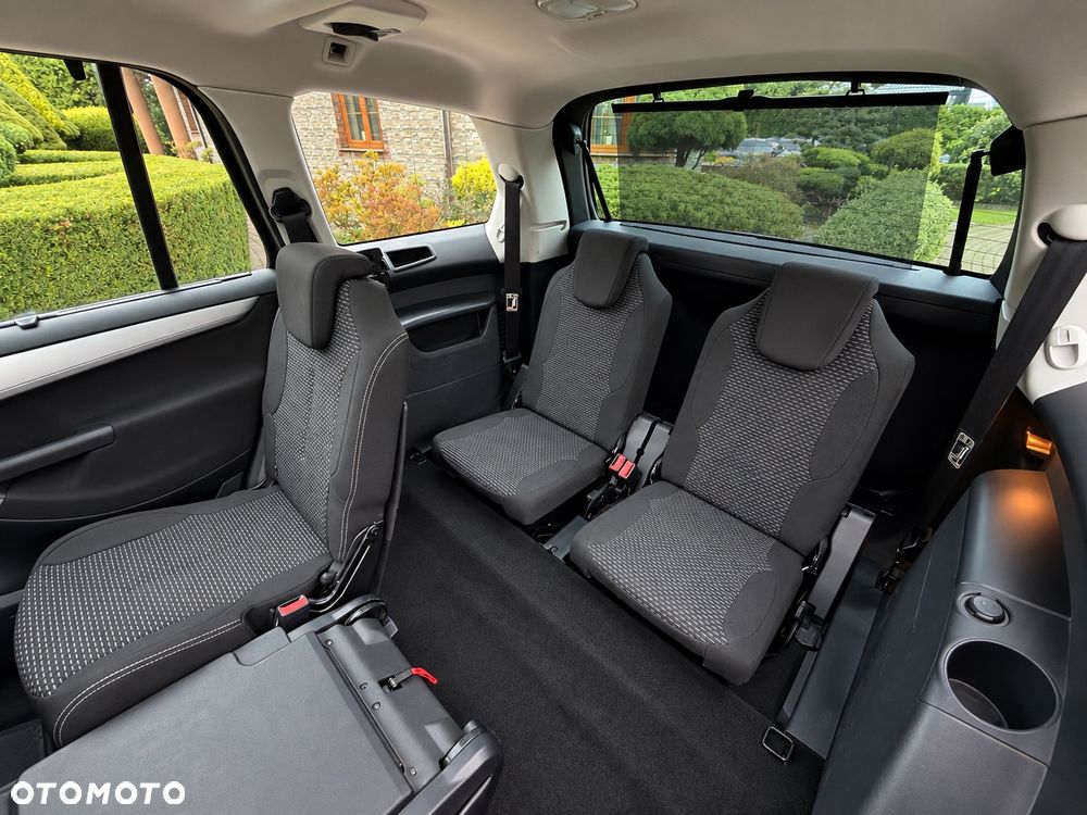 Citroën C4 Picasso 1.6 HDi FAP Exclusive - 6