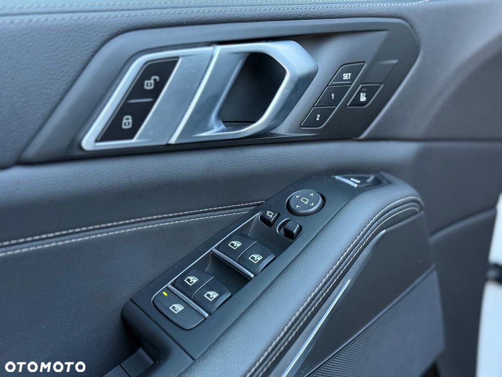 BMW X5 xDrive45e sport - 23