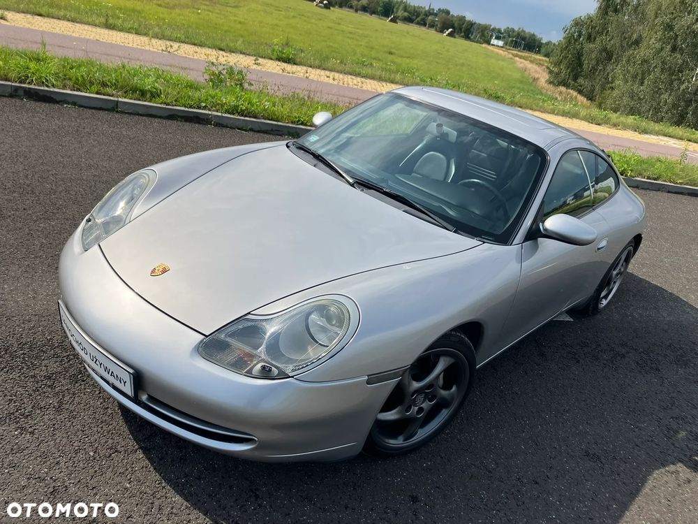 Porsche 911 Carrera - 9