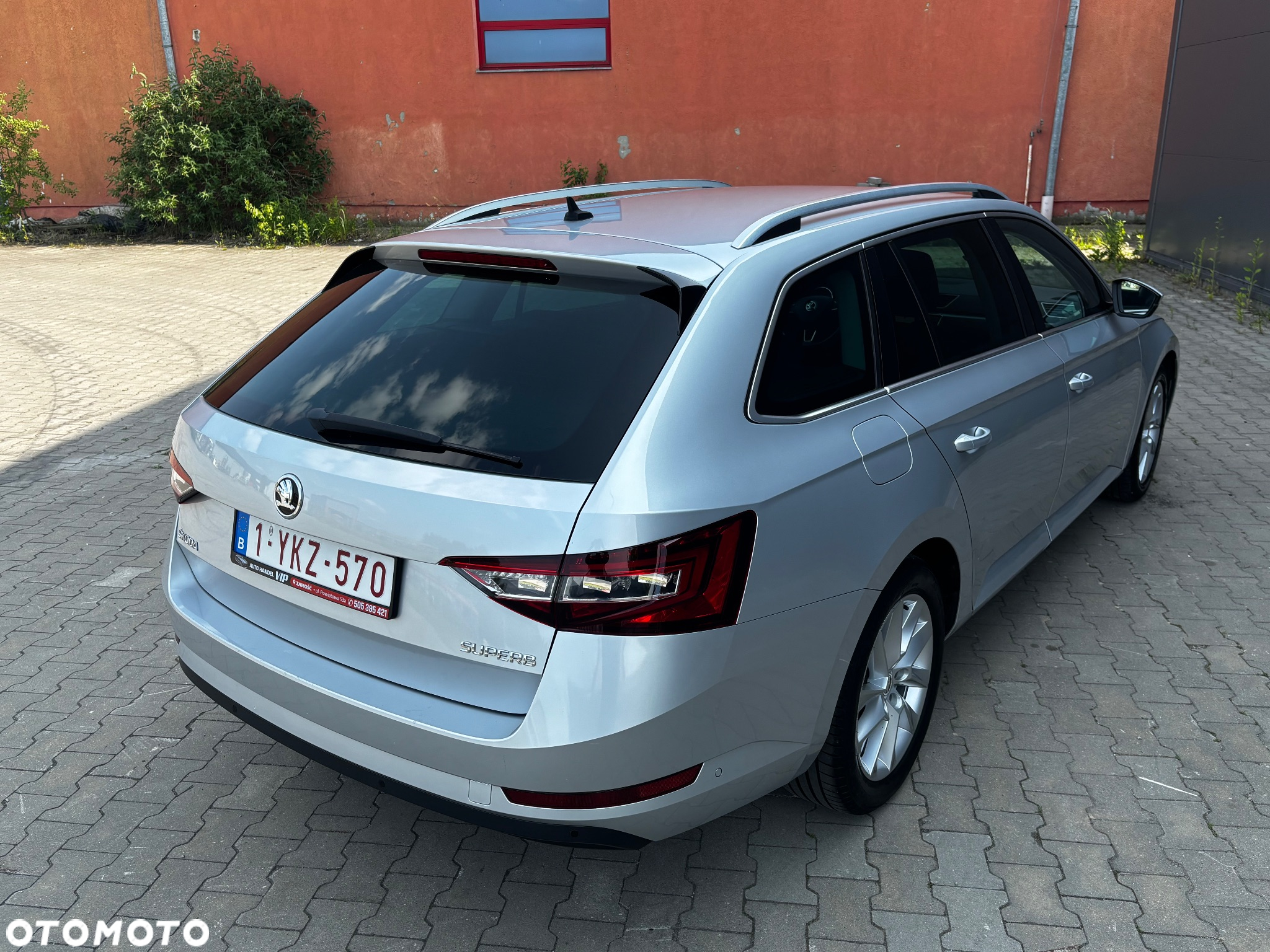 Skoda Superb 2.0 TDI DSG Style - 19