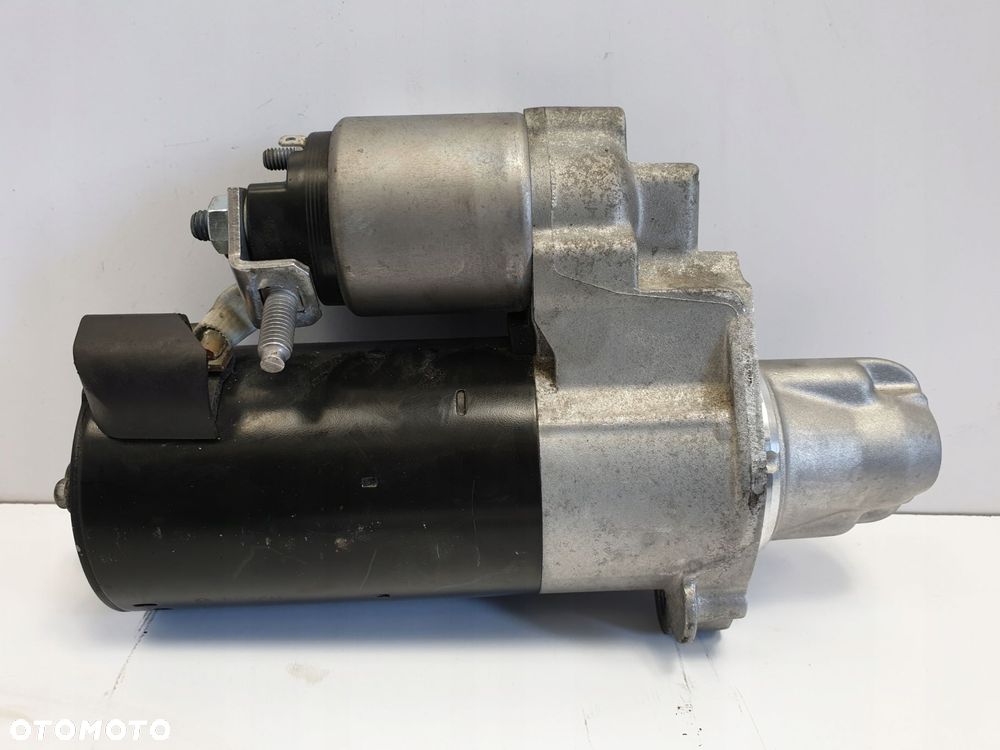 Mercedes W205 3.0 V6 ROZRUSZNIK 0001147422 Bosch - 3