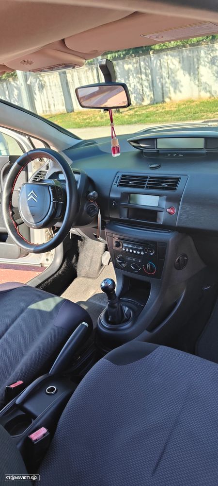 Citroën C4 1.6 HDi 110 VTR Pack - 9