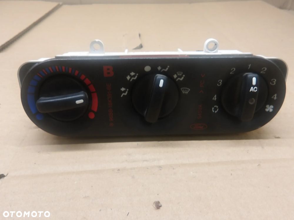 FORD MONDEO MK2 1.6B PANEL STEROWANIA KLIMATYZACJI NAWIEWU 97BW18D451A - 1