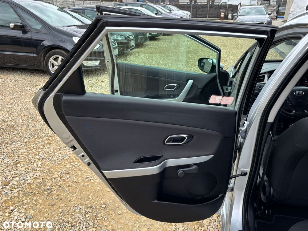 Kia Ceed 1.4 CRDi M - 33