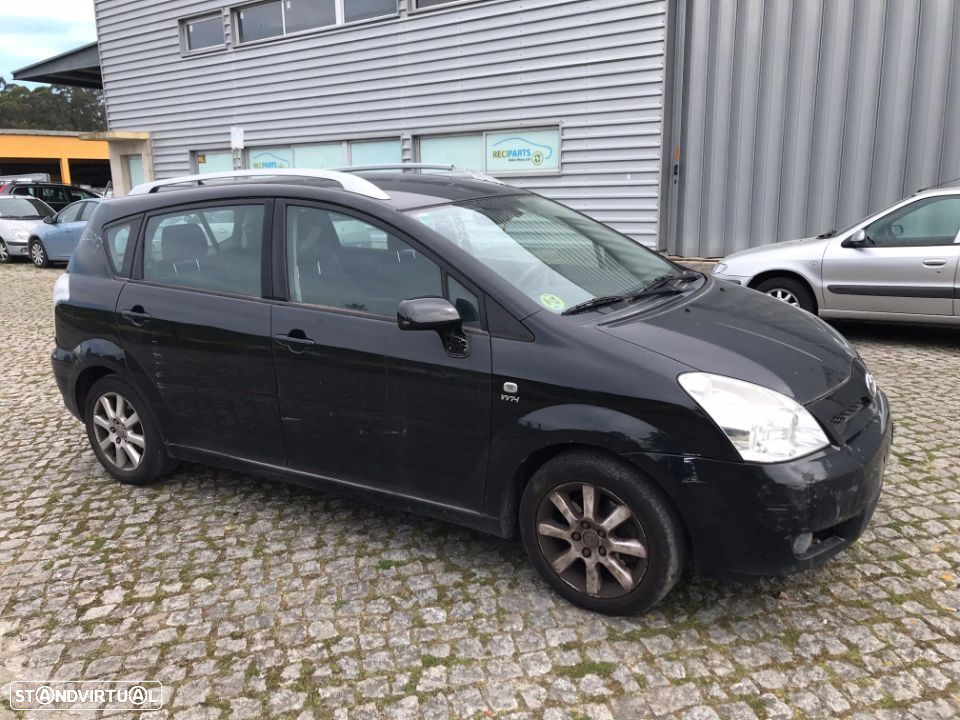 Toyota Corolla Verso 1.8 VVT-i 2005   - Para Peças - 3