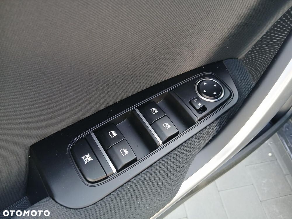 Kia Ceed 1.5 T-GDI M - 13