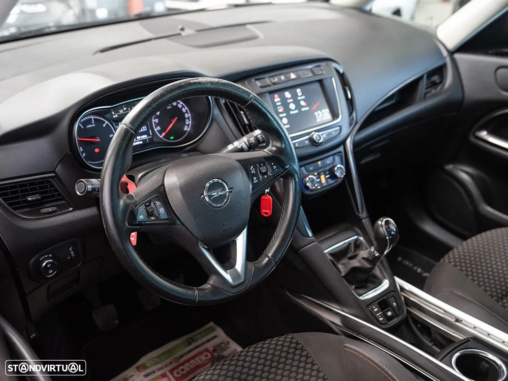 Opel Zafira 1.6 CDTi Innovation S/S - 9