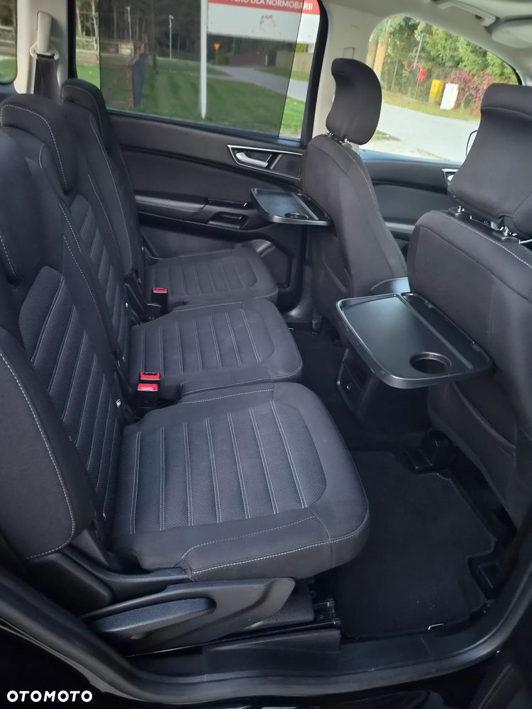 Ford Galaxy - 16