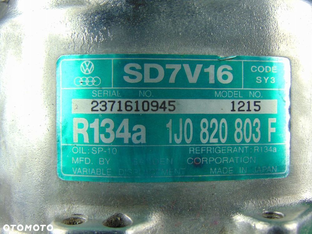 Sprężarka Kompresor klimatyzacji 1J0820803F A3 8L Golf IV 1,9TDI 1,6B - 2