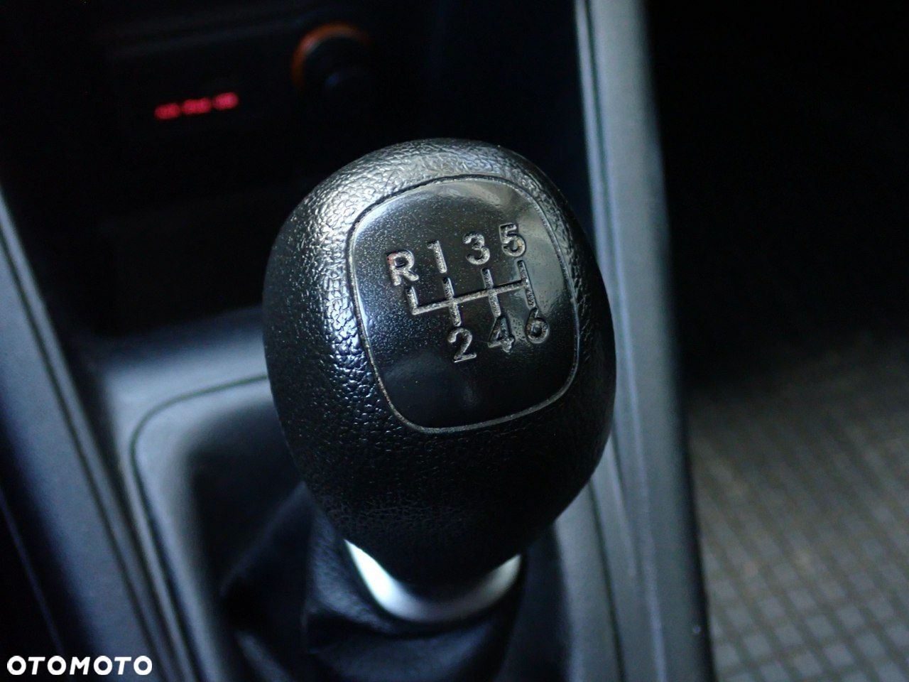 Kia Venga - 31