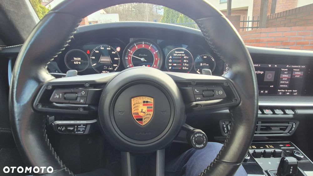 Porsche 911 Turbo - 21