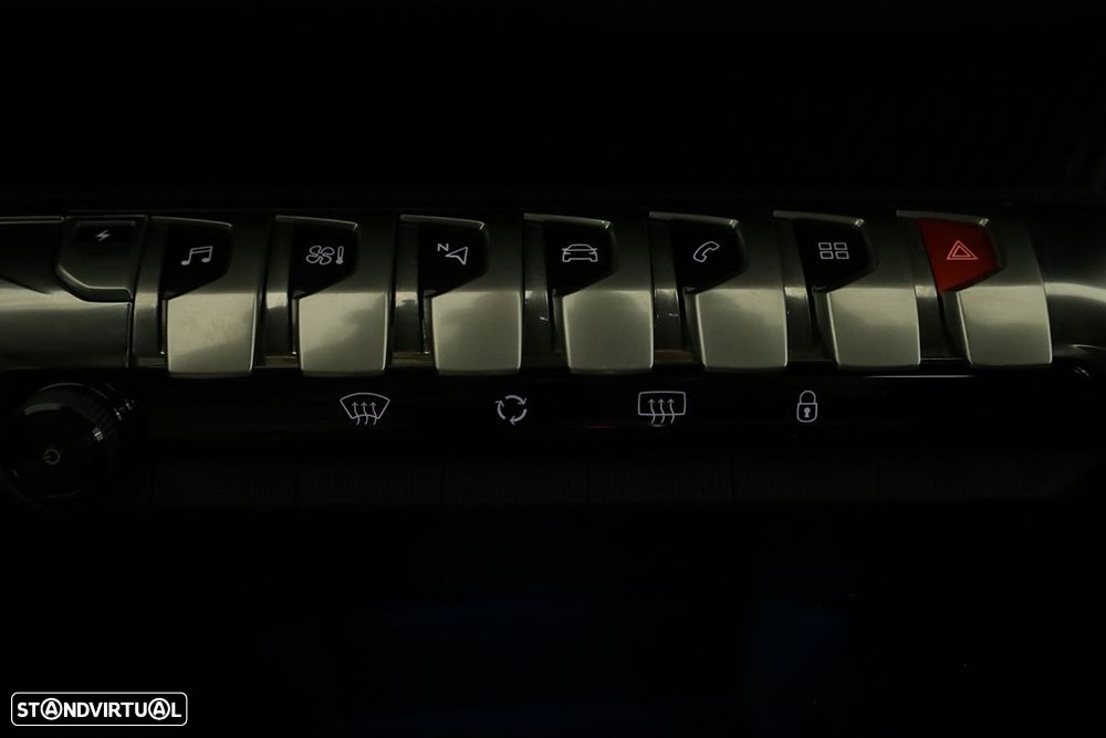 Peugeot 3008 1.6 Hybrid Allure e-EAT8 - 14