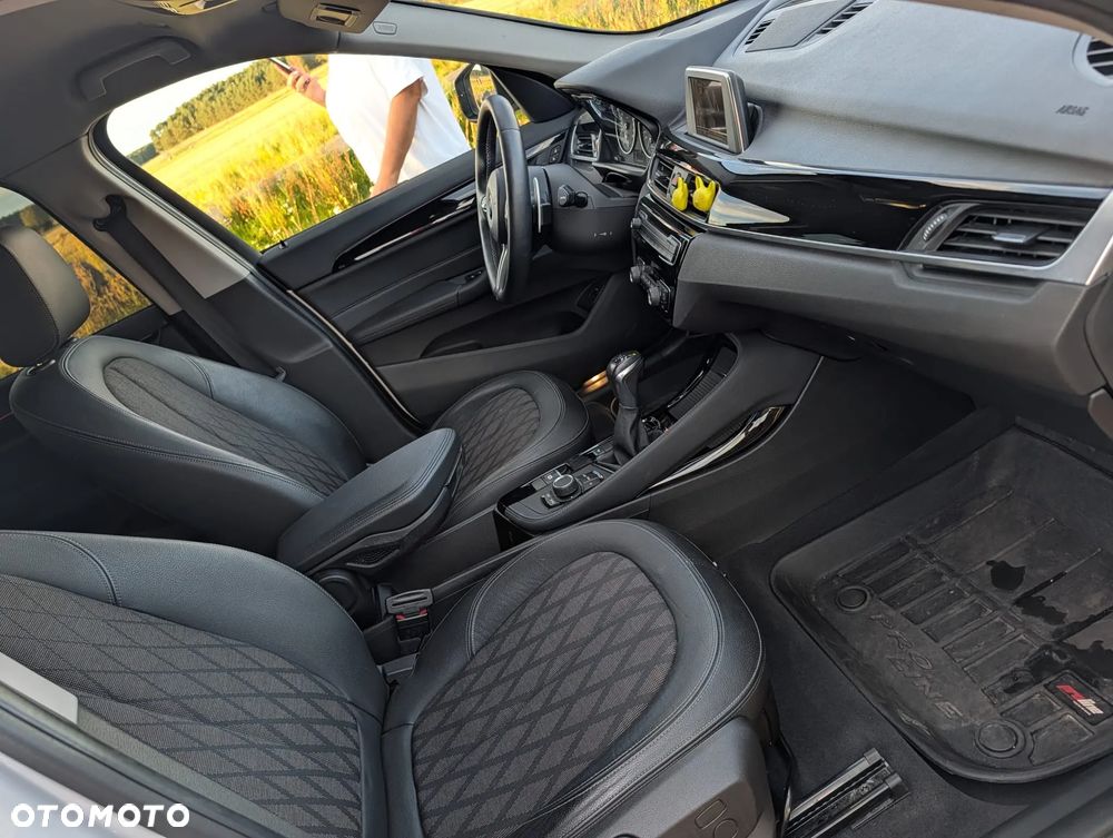 BMW X1 xDrive20i - 23
