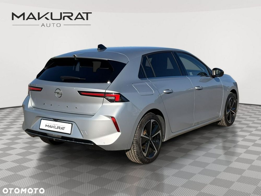 Opel Astra - 4