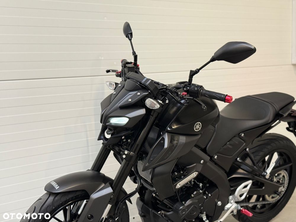 Yamaha MT - 22