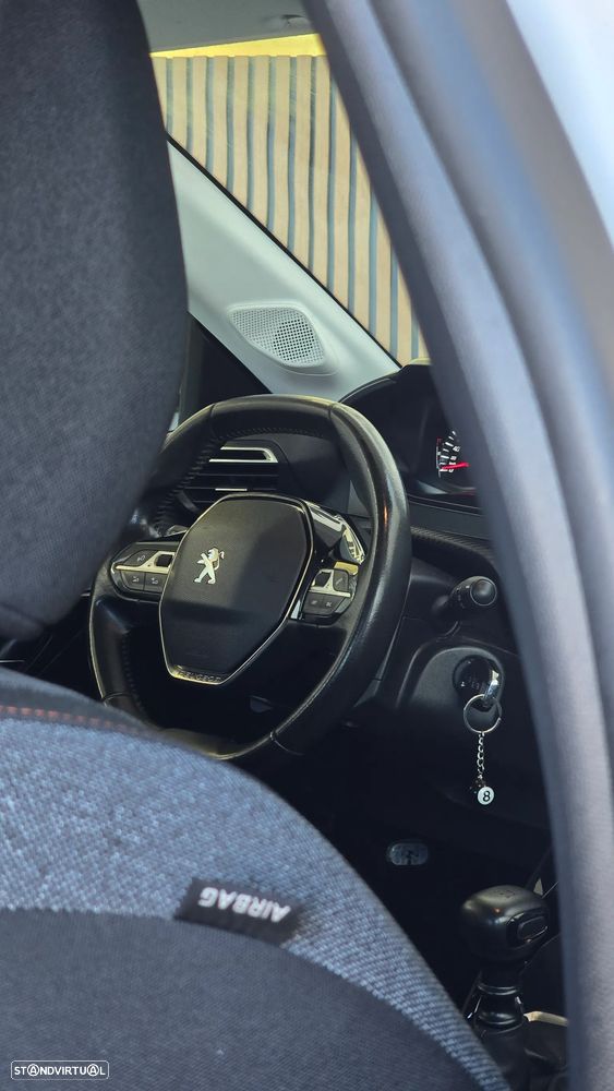 Peugeot 208 1.5 BlueHDi GT Pack - 12