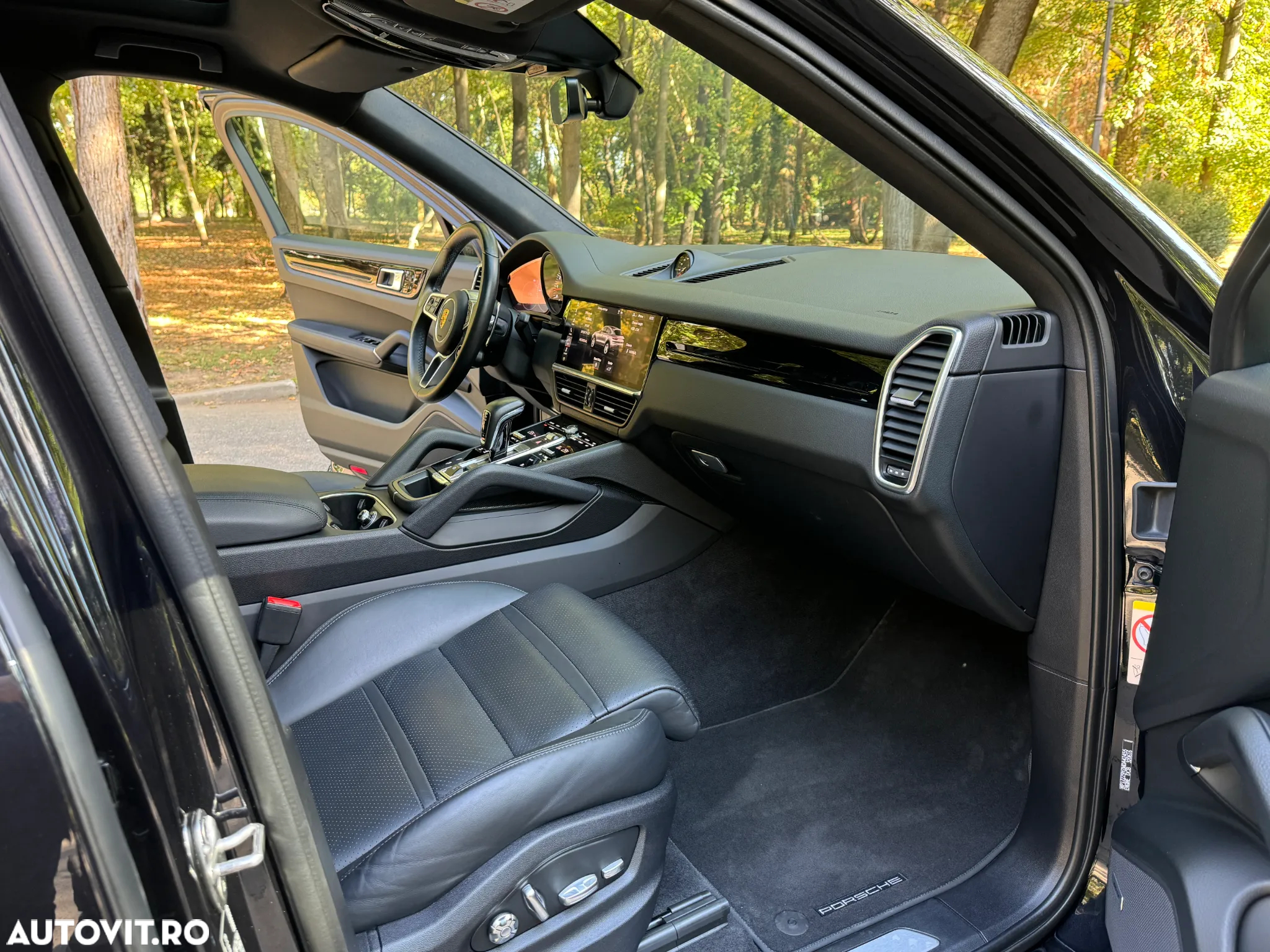 Porsche Cayenne Coupe - 28