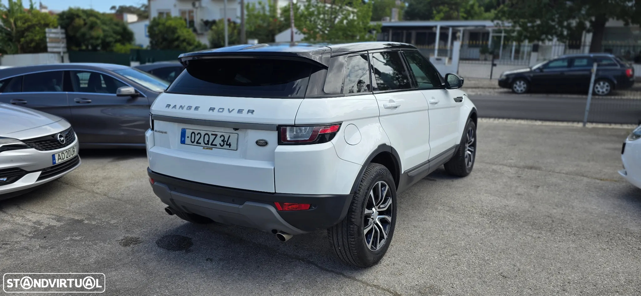 Land Rover Range Rover Evoque 2.0 TD4 HSE Dynamic Auto - 28