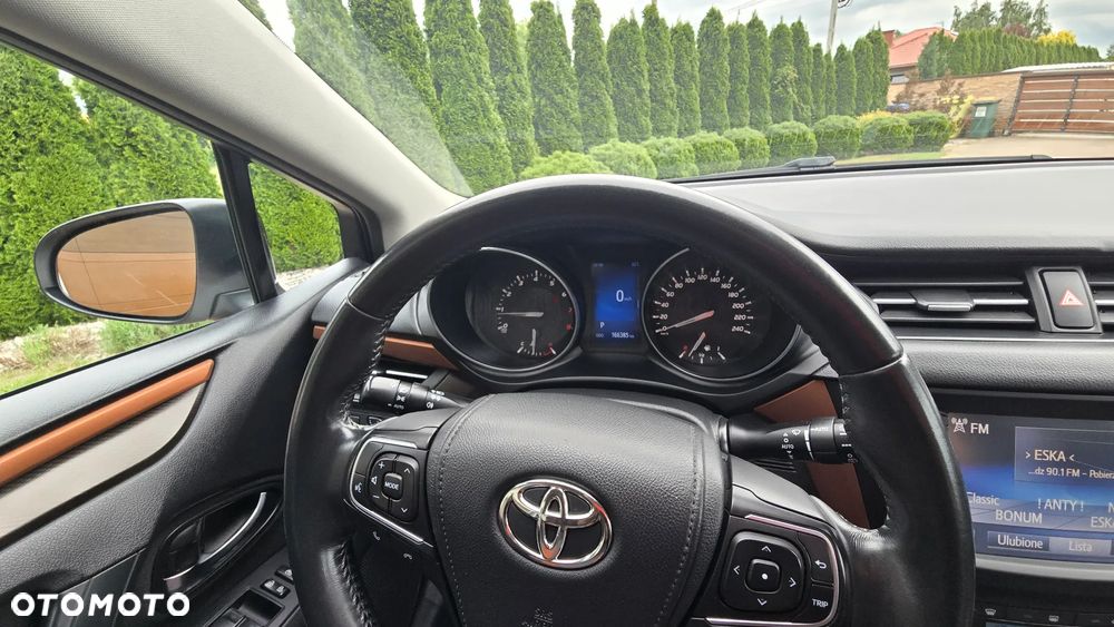 Toyota Avensis - 37