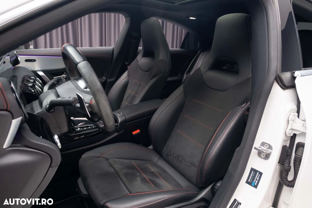 Mercedes-Benz CLA 35 AMG 4MATIC AMG Speedshift 7G-DCT - 12