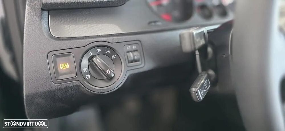 VW Passat Variant - 8